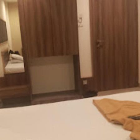Hotel Jaltarang Kalmath Kankavali Exteriör bild