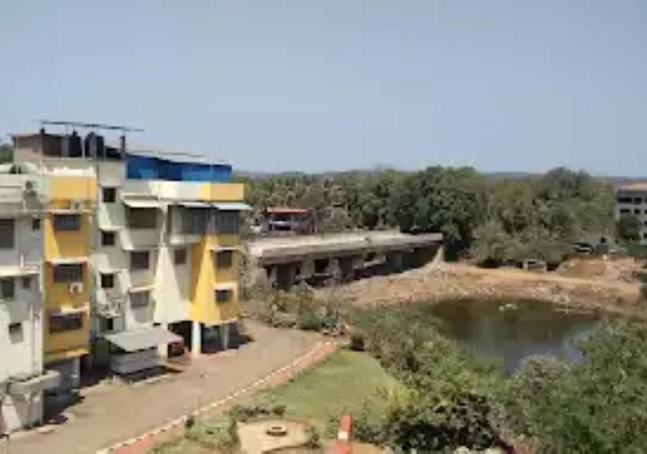 Hotel Jaltarang Kalmath Kankavali Exteriör bild